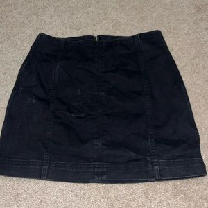 Wild fable black skirt size 4